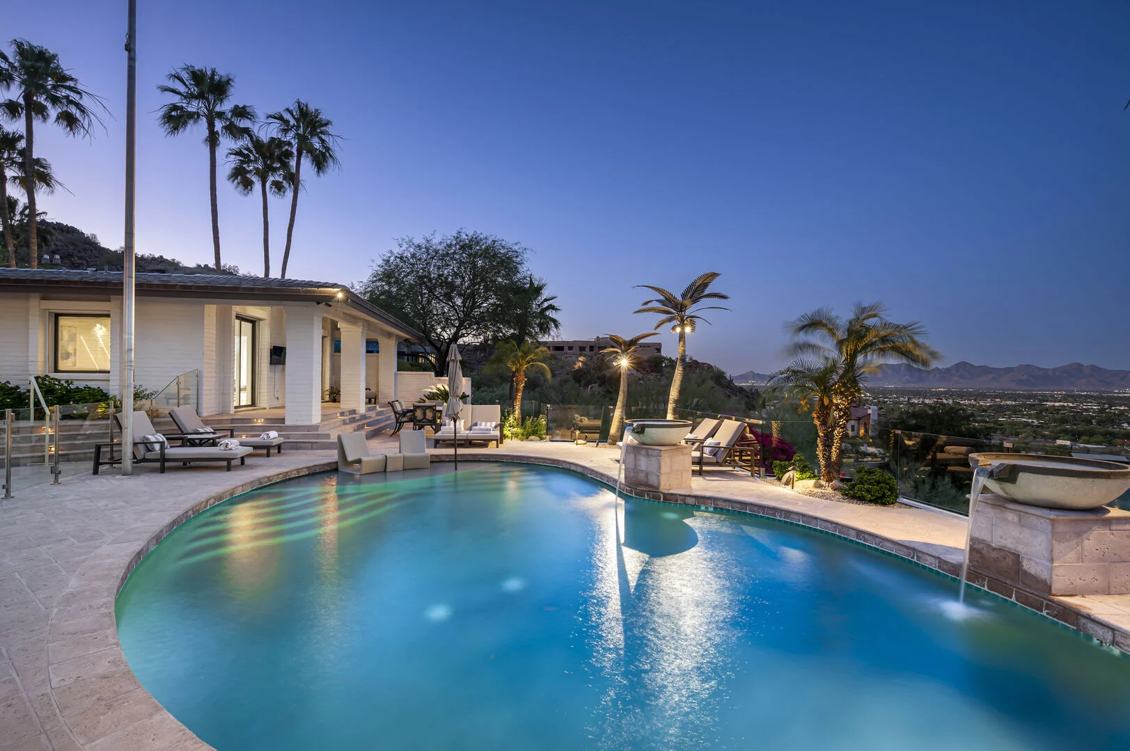 Terraces, pool and fire.